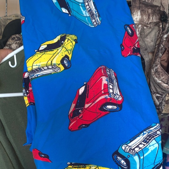 LuLaRoe TC Vintage Muscle Car Leggings - Picture 2 of 2